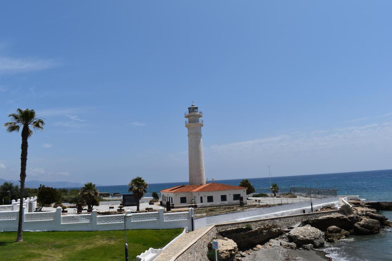 Fantastic Studio - Beachfront Lejlighed Torrox Eksteriør billede