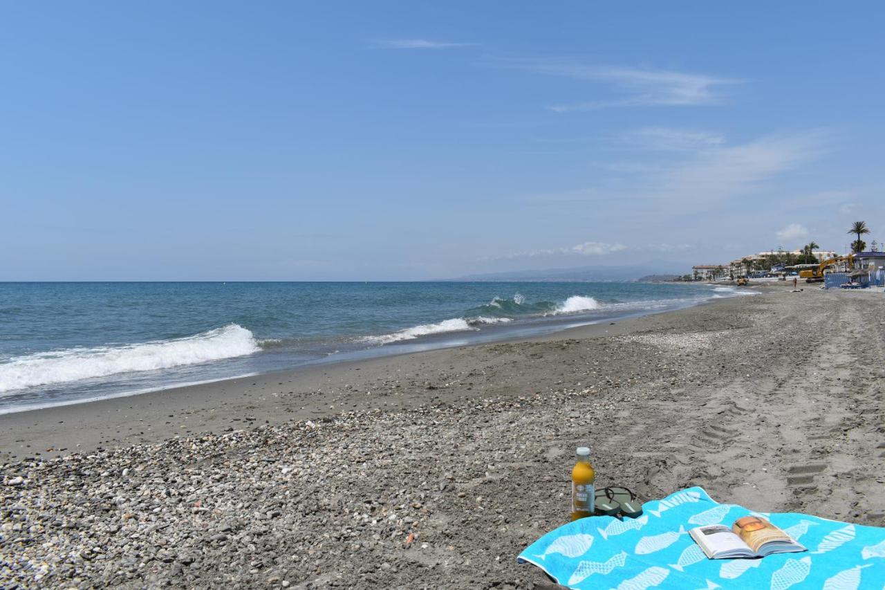 Fantastic Studio - Beachfront Lejlighed Torrox Eksteriør billede