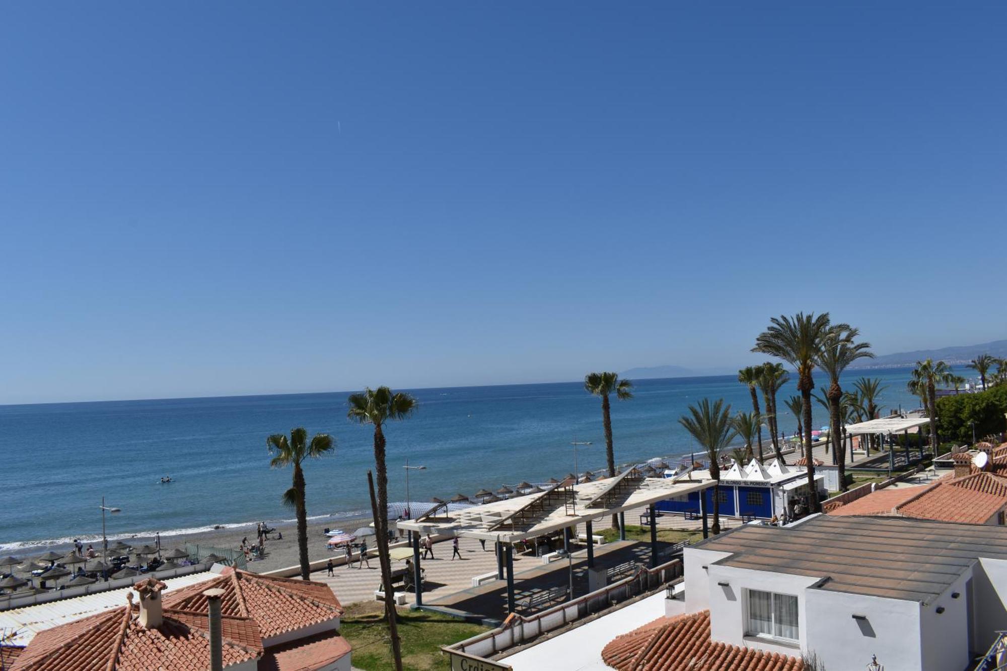 Fantastic Studio - Beachfront Lejlighed Torrox Eksteriør billede